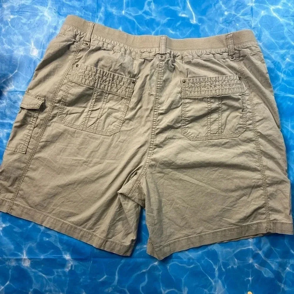 George - Khaki Shorts  - Size 16 - Picture 5 of 5